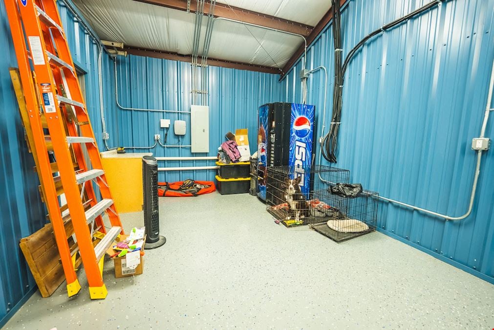 Commercial Building in Abingdon, VA for Sale