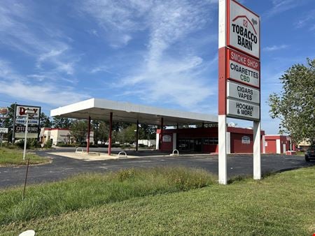 Preview of Retail space for Rent at 401 Raleigh Road