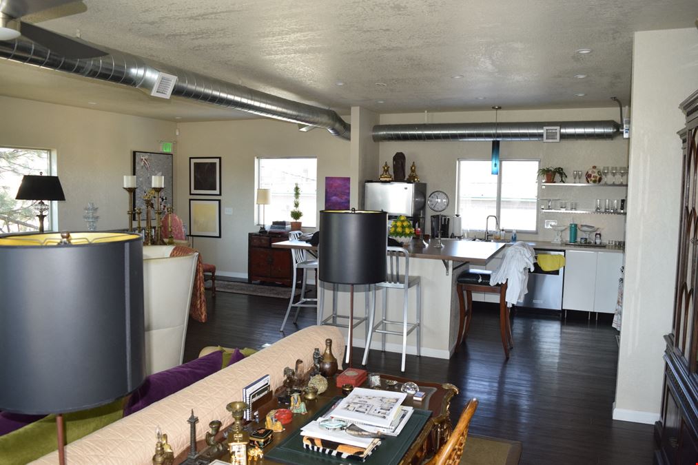 3,654 SF Flex/Office or possible live/work