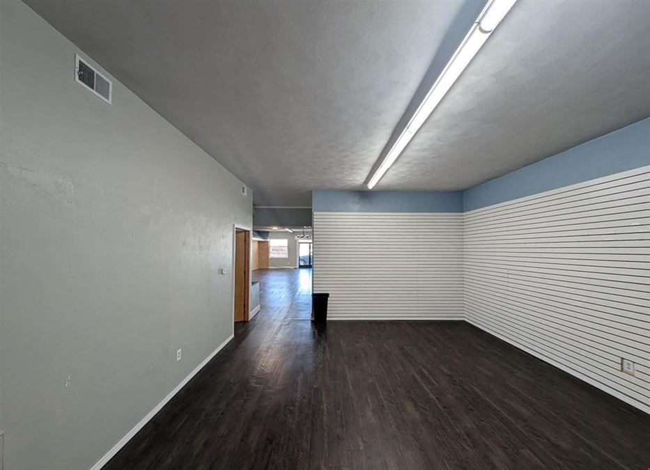206 N Main St