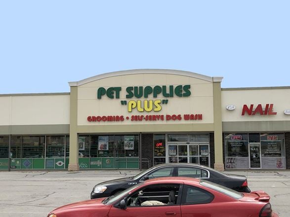 Preview of Retail space for Rent at 311 Sagamore Parkway