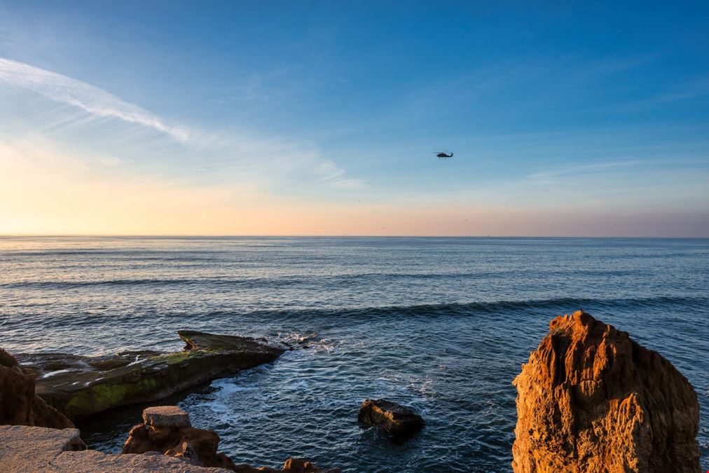 4741Point Loma 