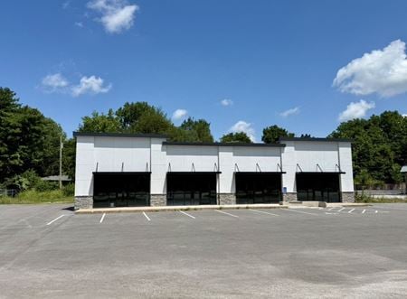 Preview of Retail space for Rent at 411 Us Highway 60 E