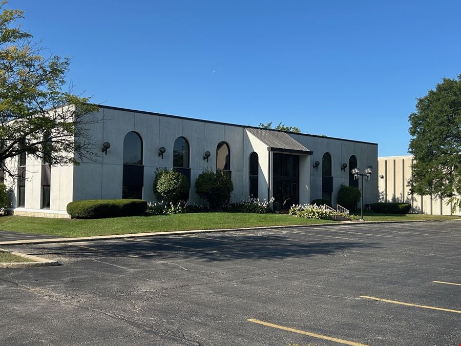 5 East College Drive