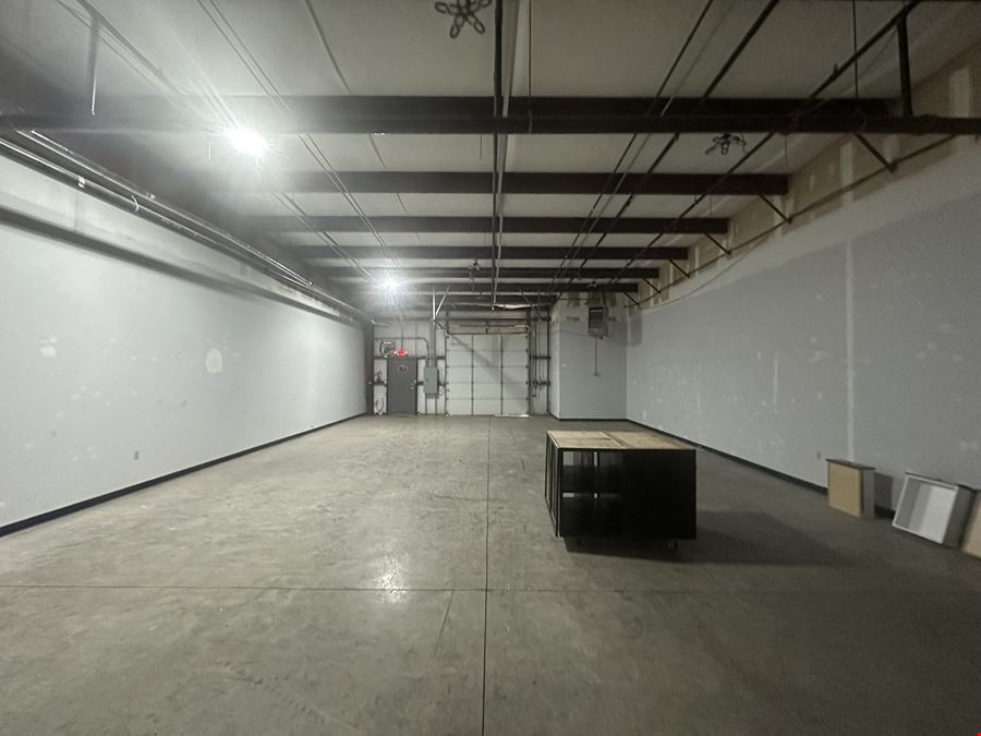Rare High Ceiling Flex Space-Warehouse Heavy