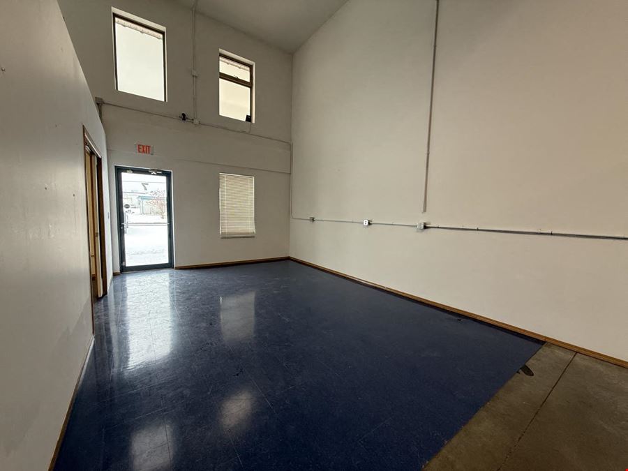 7459 Edgar Industrial Bend - Unit 7