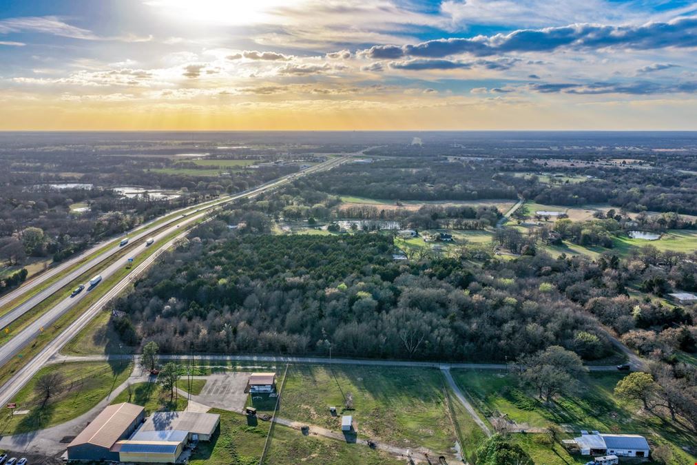 I-30 & CR 4114 Campbell TX - 20.91 AC on Corner Lot