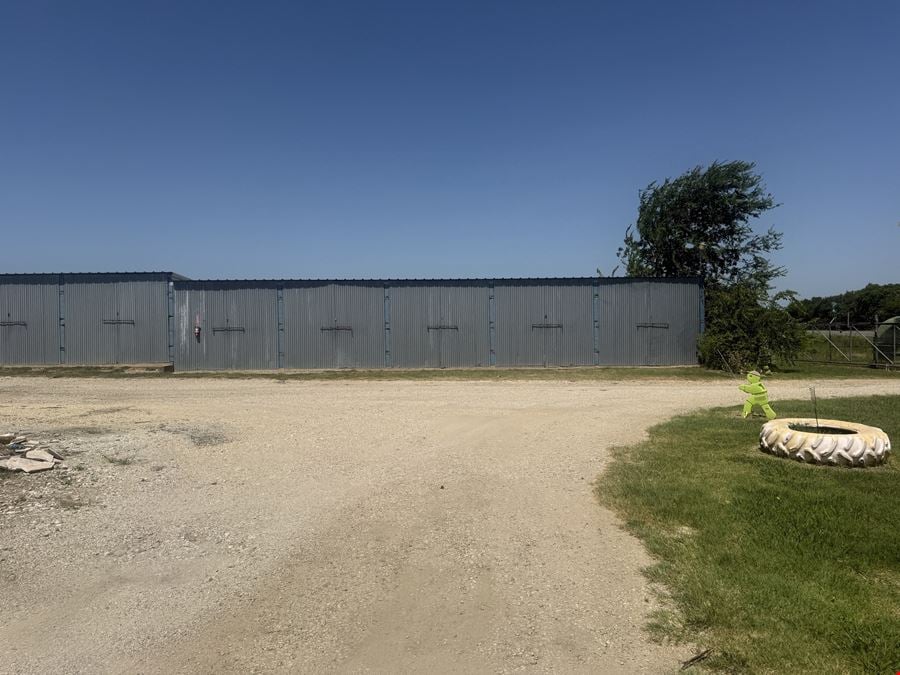 611 Farm to Market 455 West