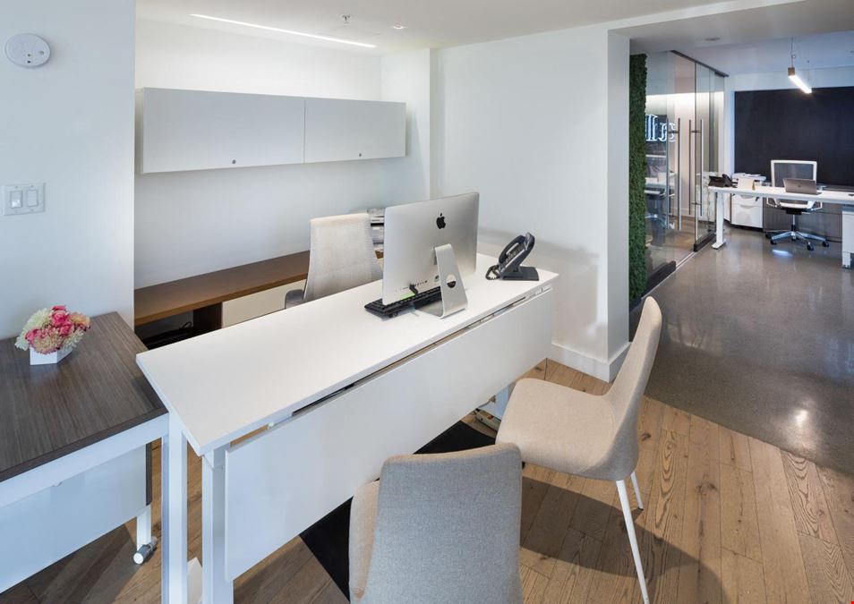 1032 Pacific Boulevard Vancouver, BC
