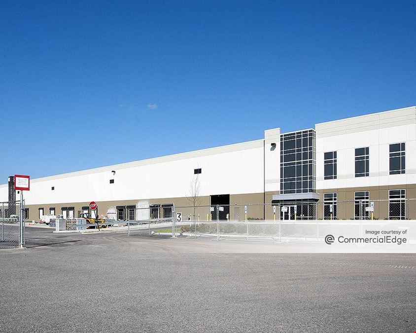 Legacy Commerce Center