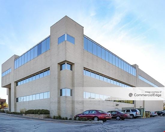 Preview of Office space for Rent at 933 North Mayfair Road