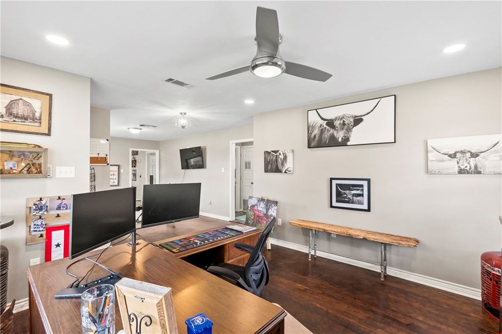 1105 San Jacinto Ln