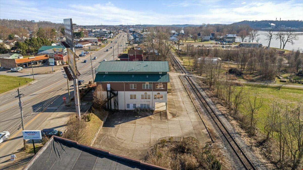 1903 Grand Central Ave