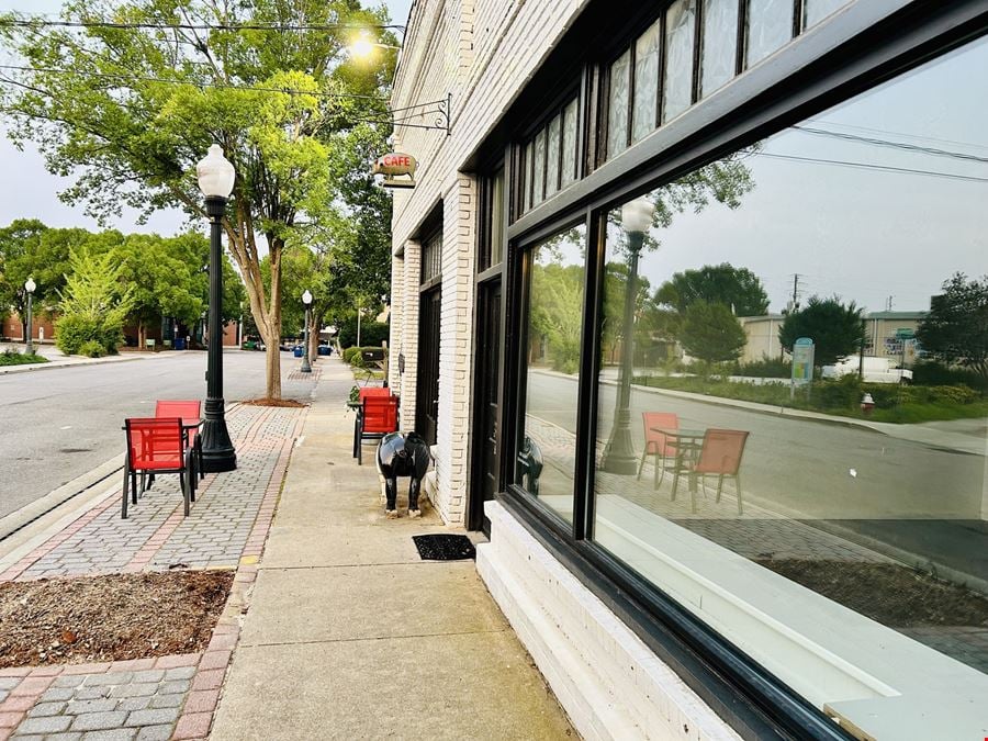 Charming Downtown Aiken Storefront Available Now @ 1770 square feet!