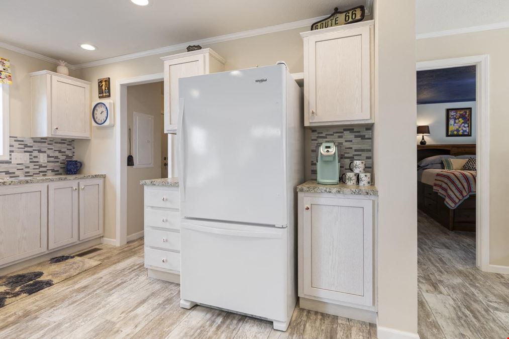 11248 E State Rd 156
