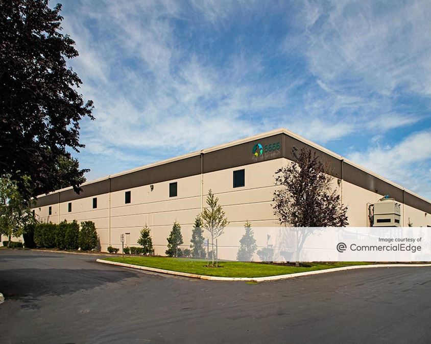 DCT Royal Distribution Center