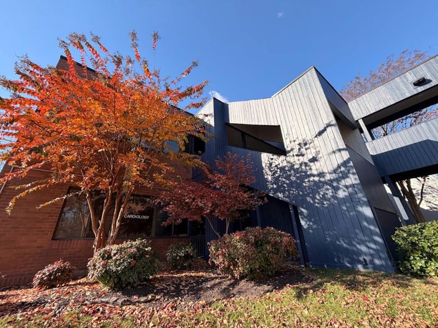 17 Fontana Lane #105 – Rosedale Office Condo (Sale)