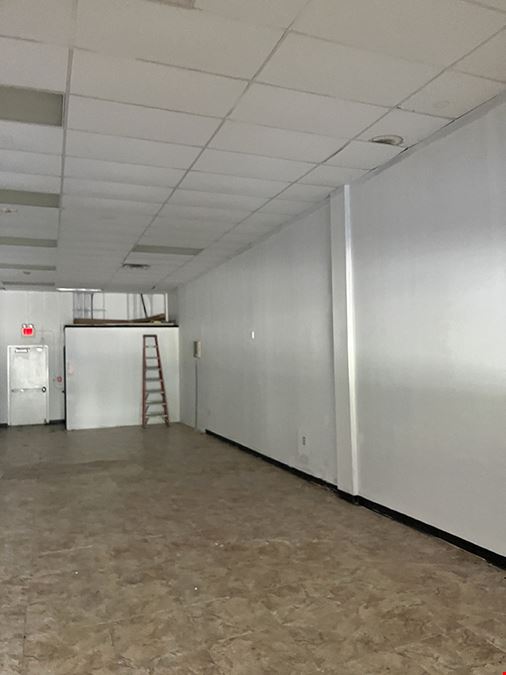 Retail Space in Five Corners Plaza