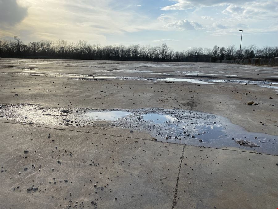 300k SF All-Weather Slab on 159 Acres