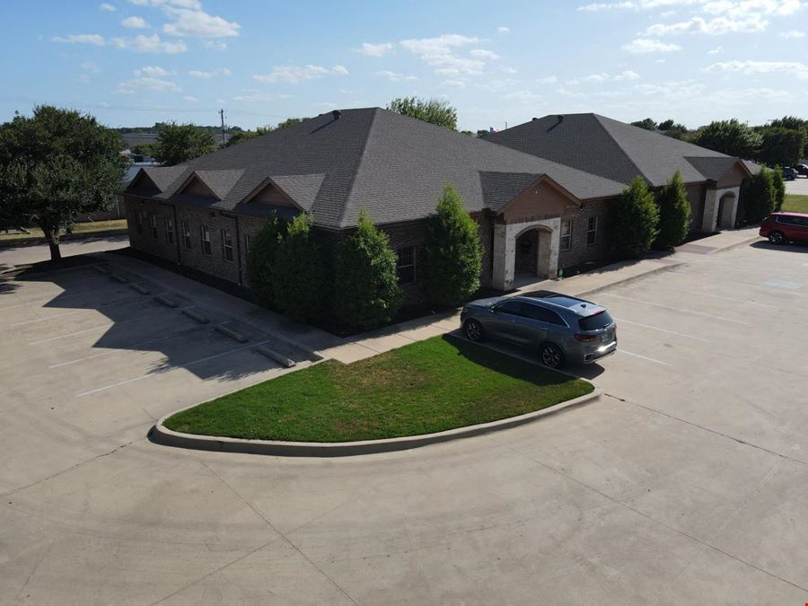 200 Meadowlands Blvd