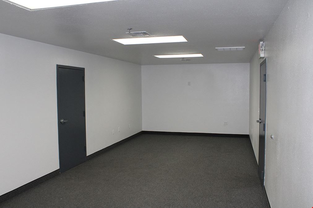 Speedway Commerce Center
