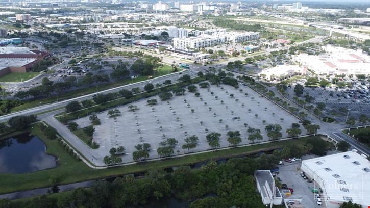 Orlando International Premium Outlets Outparcel