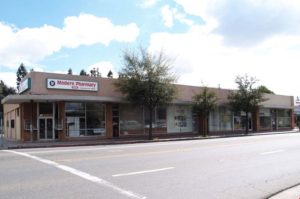 Retail/Office Storefront Building - TI's Available