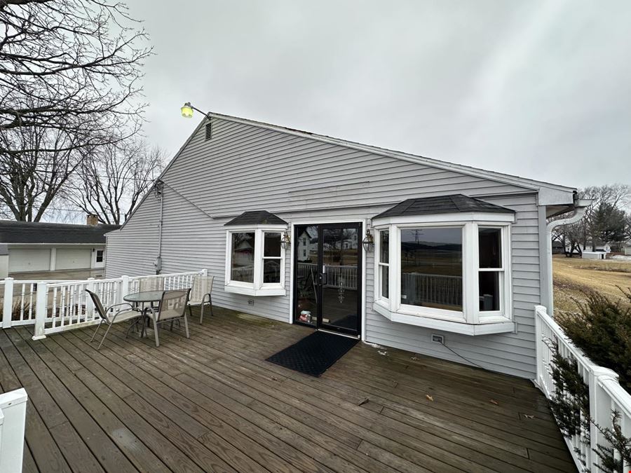 3 Victoria Dr