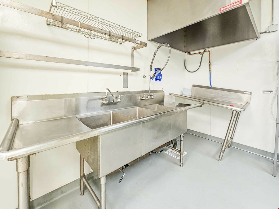 Turnkey Restaurant Space for Lease