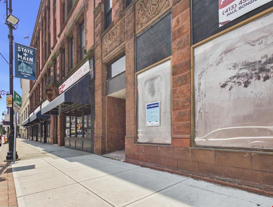 1252 Main St