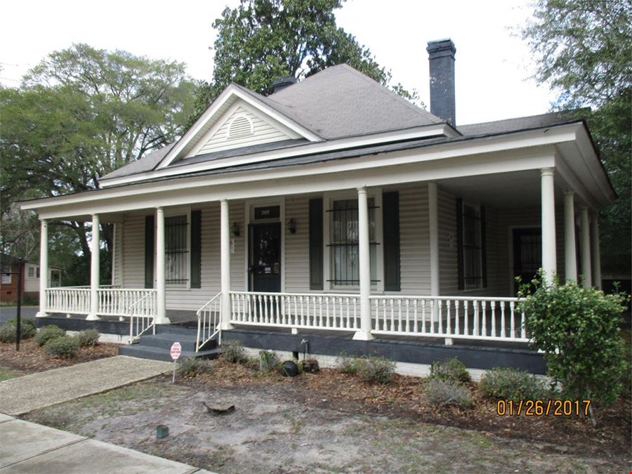 611 Pine Ave