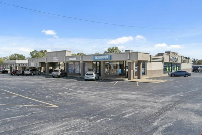 Preview of Retail space for Rent at 1059 S Maxwell