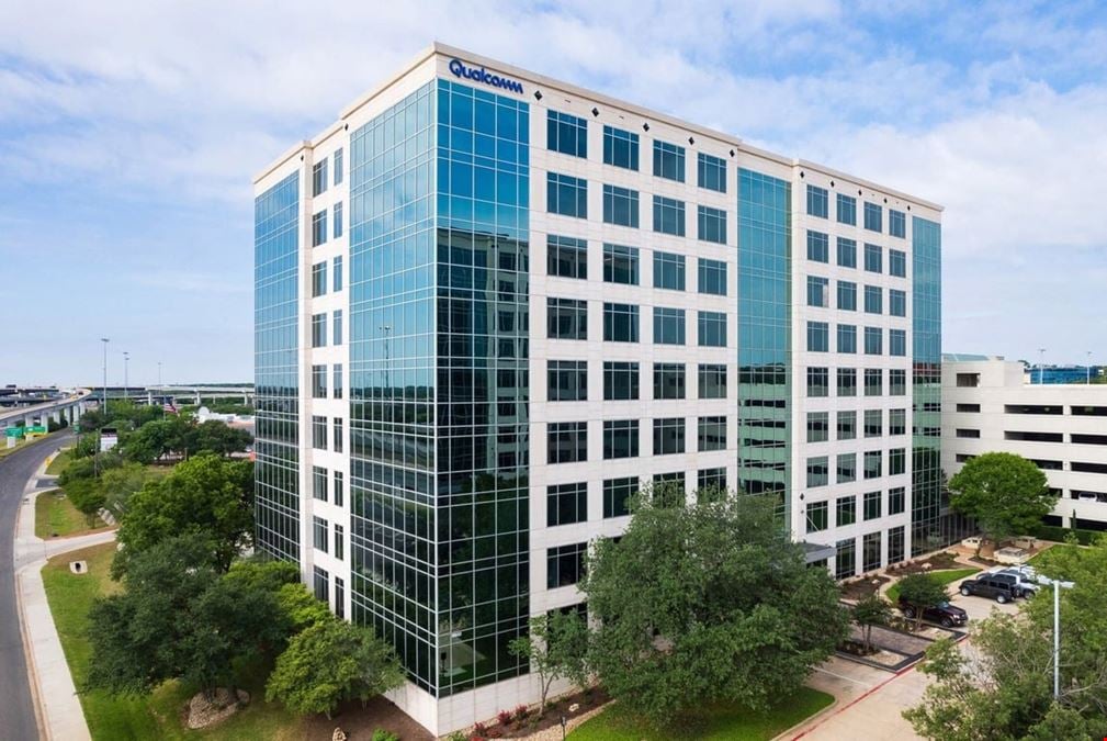 Lucid Private Offices - Austin
