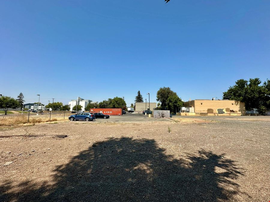 5139 Hillsdale Blvd