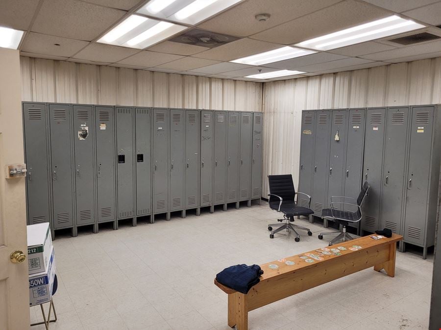 19 Industrial Park Rd E