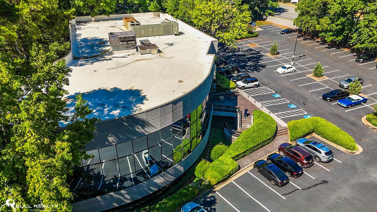 Lakepointe | Cumberland/Galleria Area | 37,796 RSF Office Acquisition Opportunity