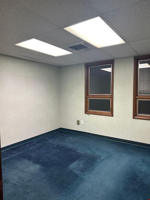 11201 Fremont Pike