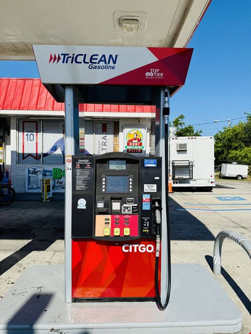 (7.4% CAP RATE) TAMPA BAY CITGO W/ GO MARET C-STORE (20-YEAR NNN LEASE)!