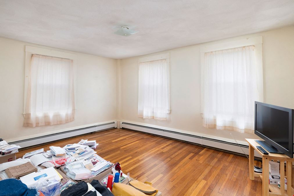 81A-83 Franklin Street