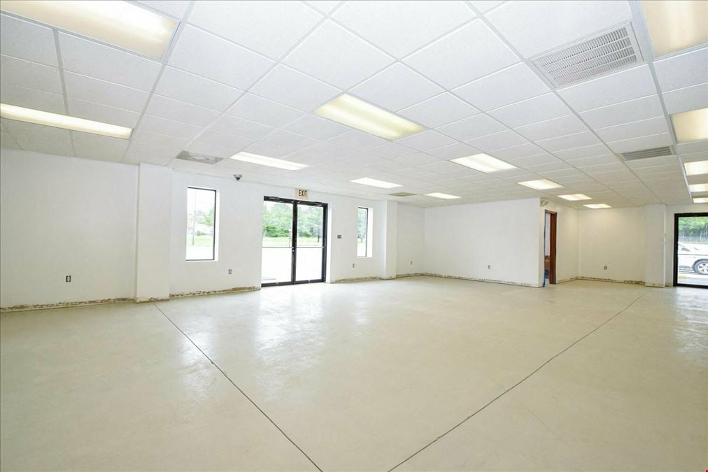 FOR LEASE