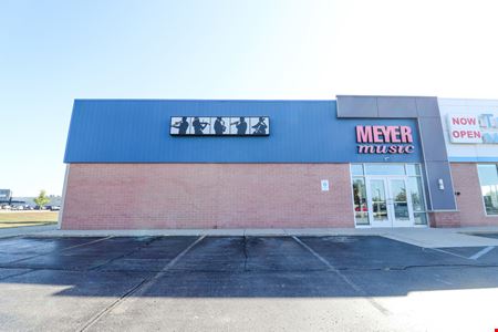 Preview of Retail space for Rent at 1664 East Sternberg Road