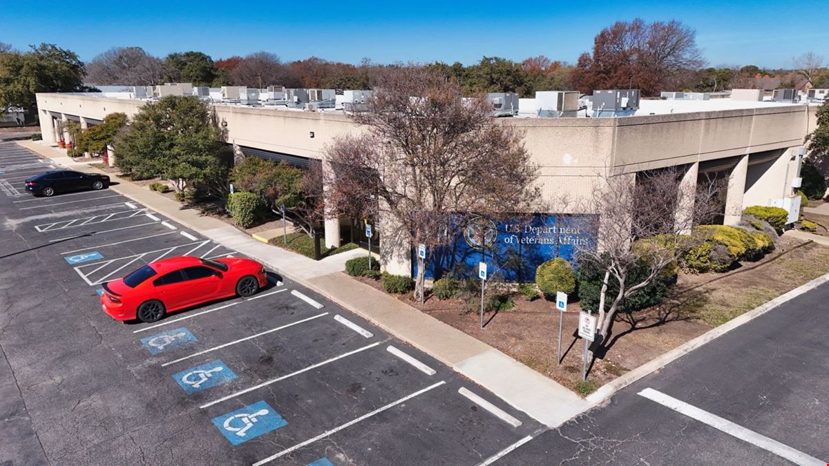 2391 NE Loop 410