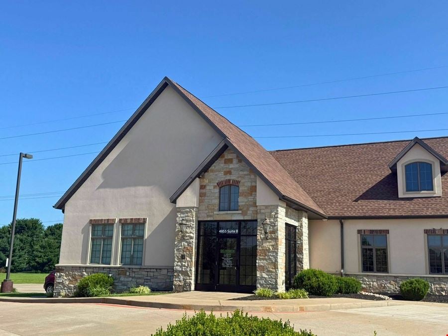 MEDICAL OFFICE SPACE FOR LEASE IN SOUTH SPRINGFIELD