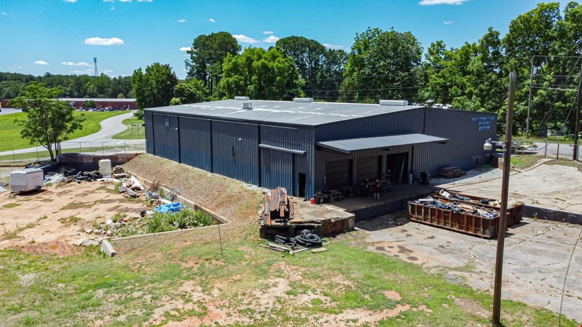 10K SQ FT Warehouse, large lot, Oconee County!