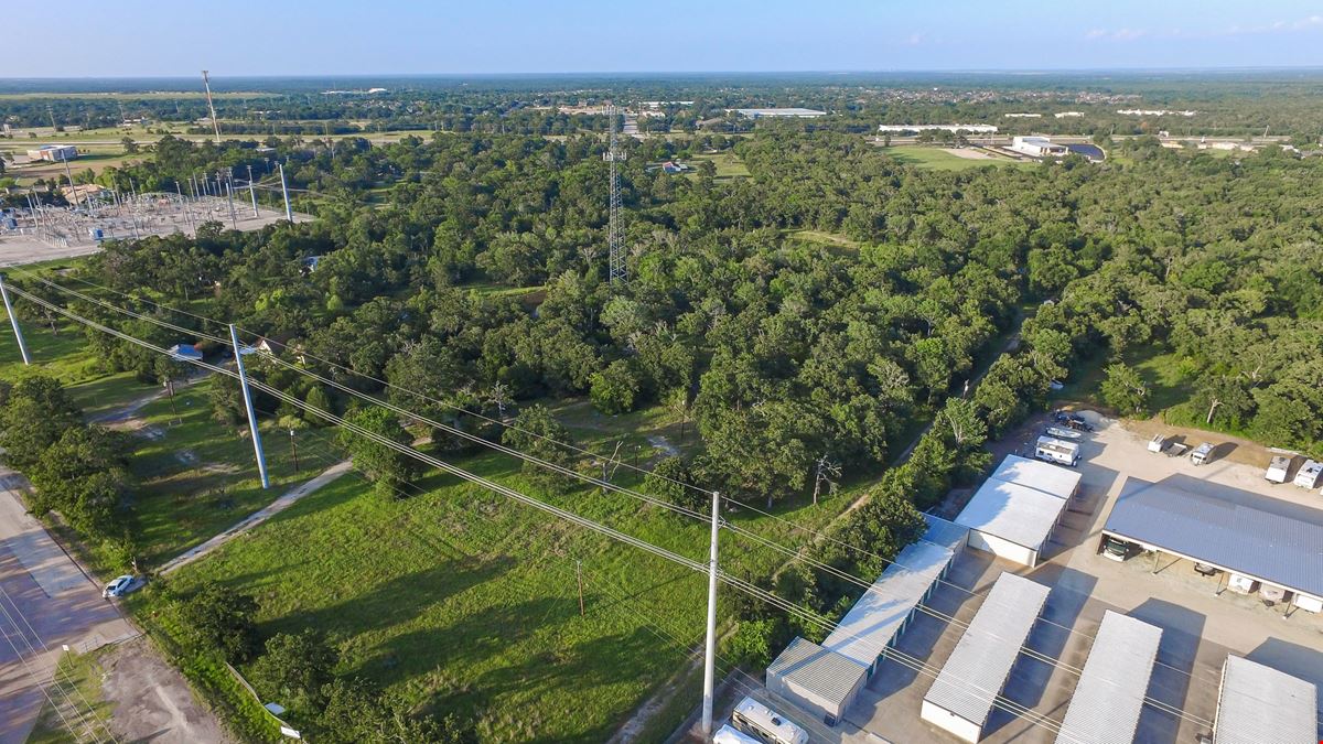 ± 16.98 Acres on Hwy 6 | College Station, TX