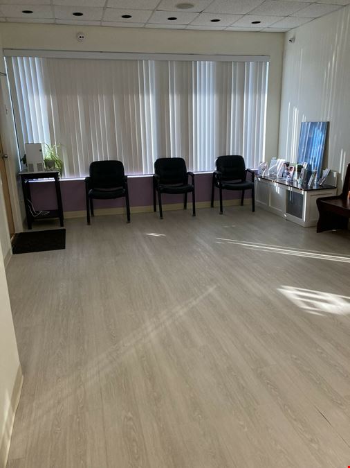 2727 Plaza