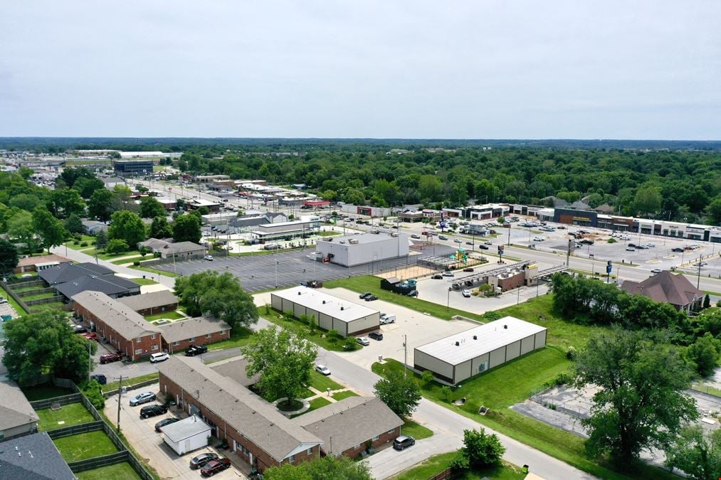 1,500 SF Warehouse / Office Space For Lease in Southeast Springfield