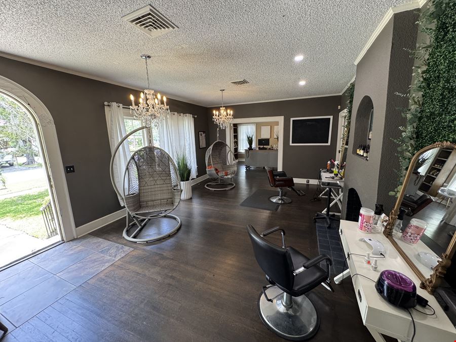 110 W Adair St