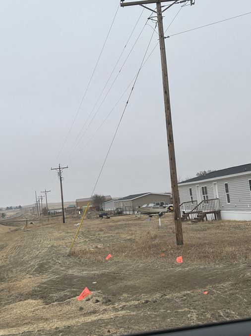 Two Quality Mobile Homes! Eight Bedroom Mobile Homes On 3+ Acres