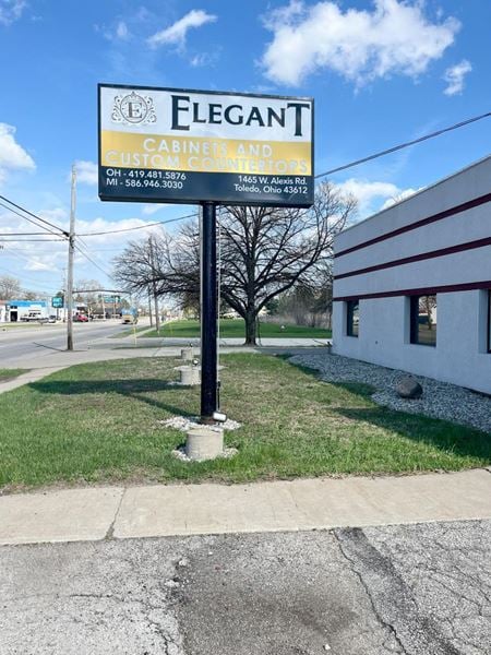 Preview of Industrial space for Rent at 1493 W. Alexis Road